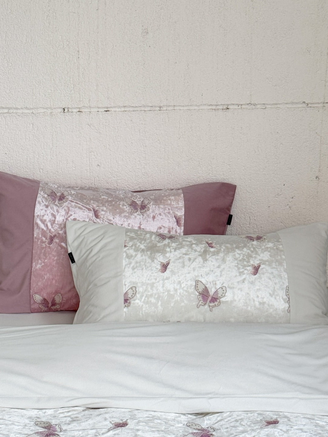 Liora Ivory & Rose Butterfly Velvet Bedding Set original reference image 6
