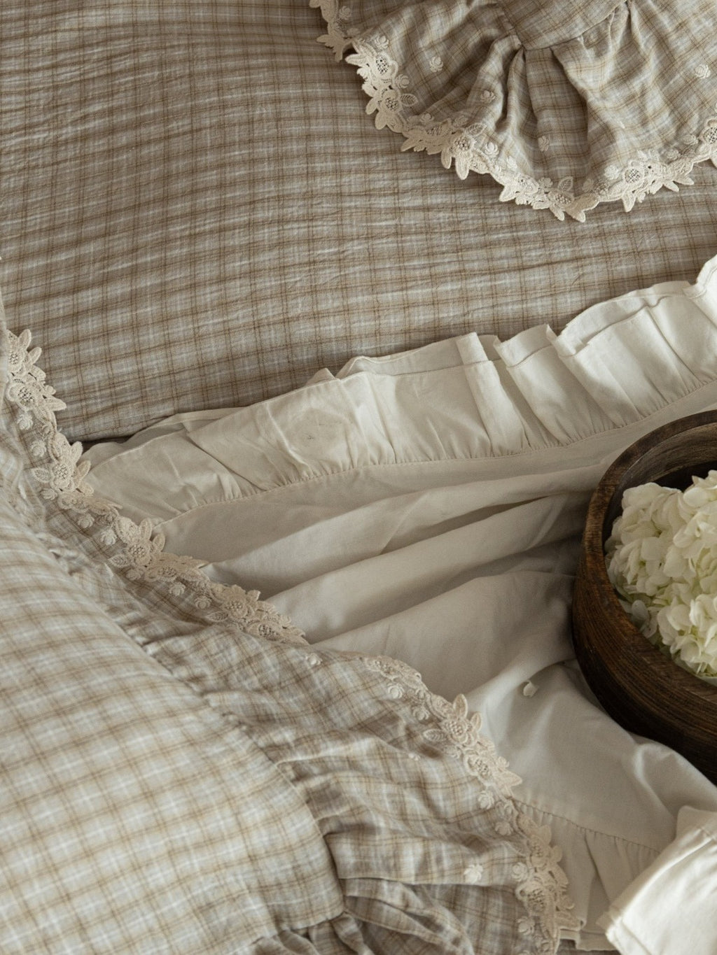 Misty Letter Beige Gingham Lace Muslin Bedding Set original reference image 1